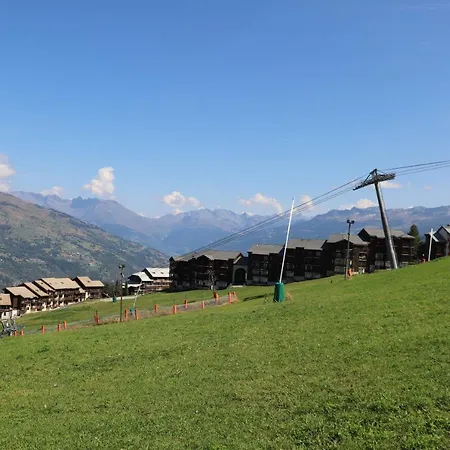 Sowell Family La Lauziere Otel 3*