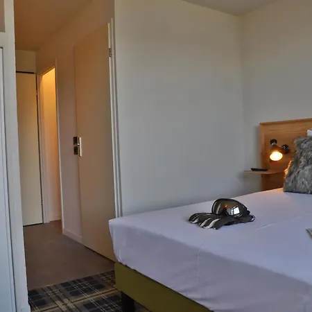 Sowell Family La Lauziere