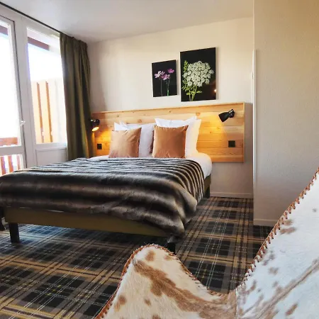 Sowell Family La Lauziere Otel 3*