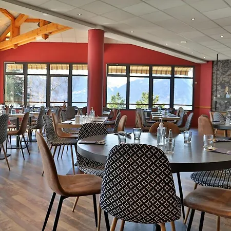 Sowell Family La Lauziere Otel