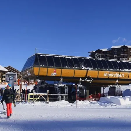 Sowell Family La Lauziere 3*