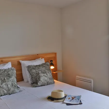 Sowell Family La Lauziere