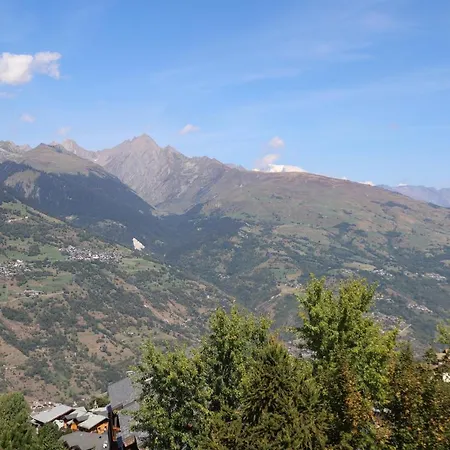 Sowell Family La Lauziere Hotel