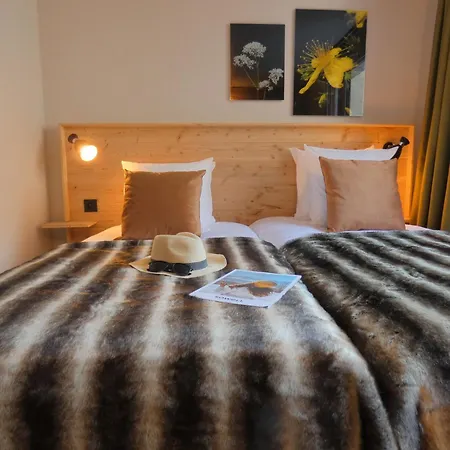 Sowell Family La Lauziere