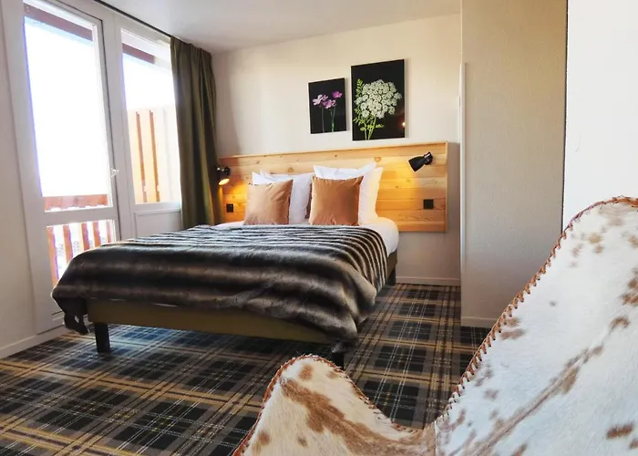 Sowell Family La Lauziere Hotel 3*