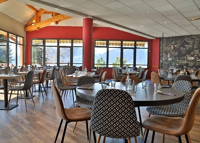 Sowell Family La Lauziere Hotel