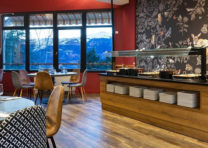 Sowell Family La Lauziere 3*