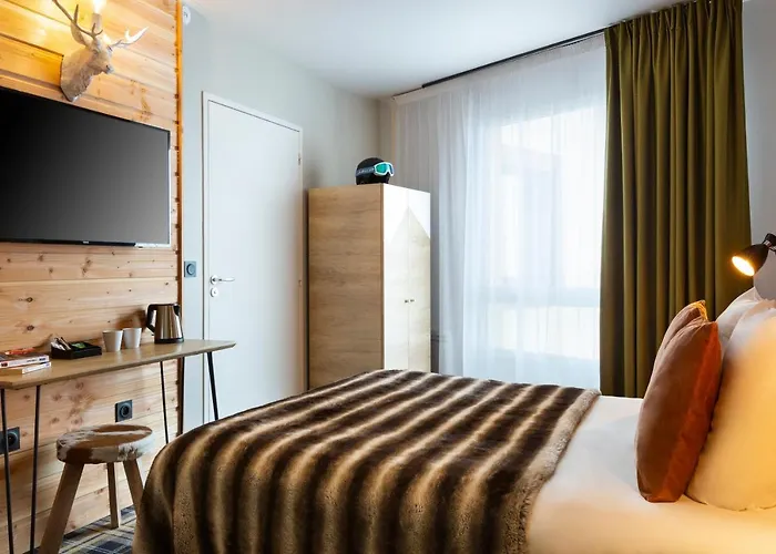 Sowell Family La Lauziere 3*